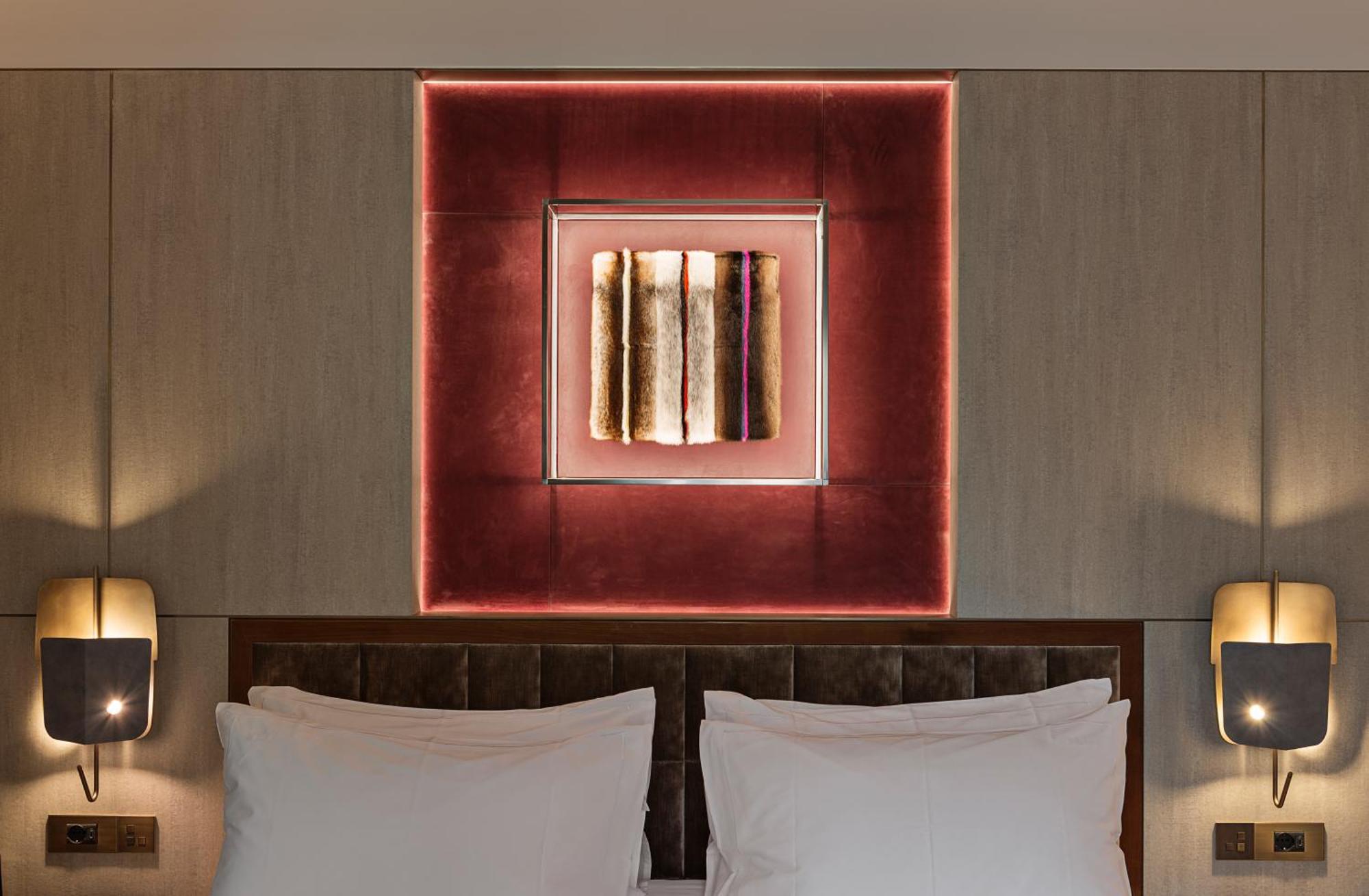 Fendi Private Suites - Small Luxury Hotels Of The World Рим Екстериор снимка