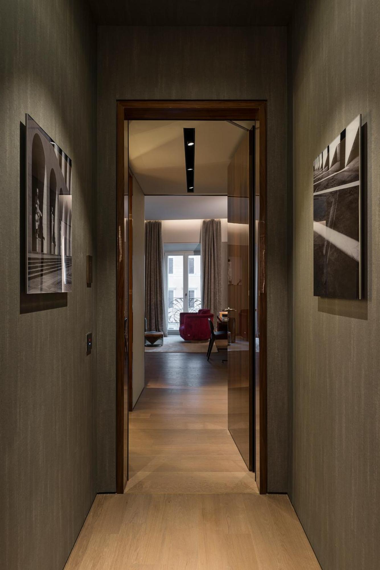 Fendi Private Suites - Small Luxury Hotels Of The World Рим Екстериор снимка