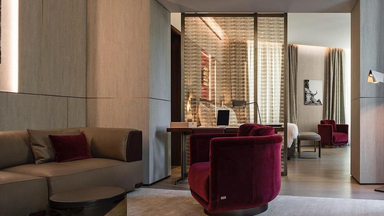 Fendi Private Suites - Small Luxury Hotels Of The World Рим Екстериор снимка