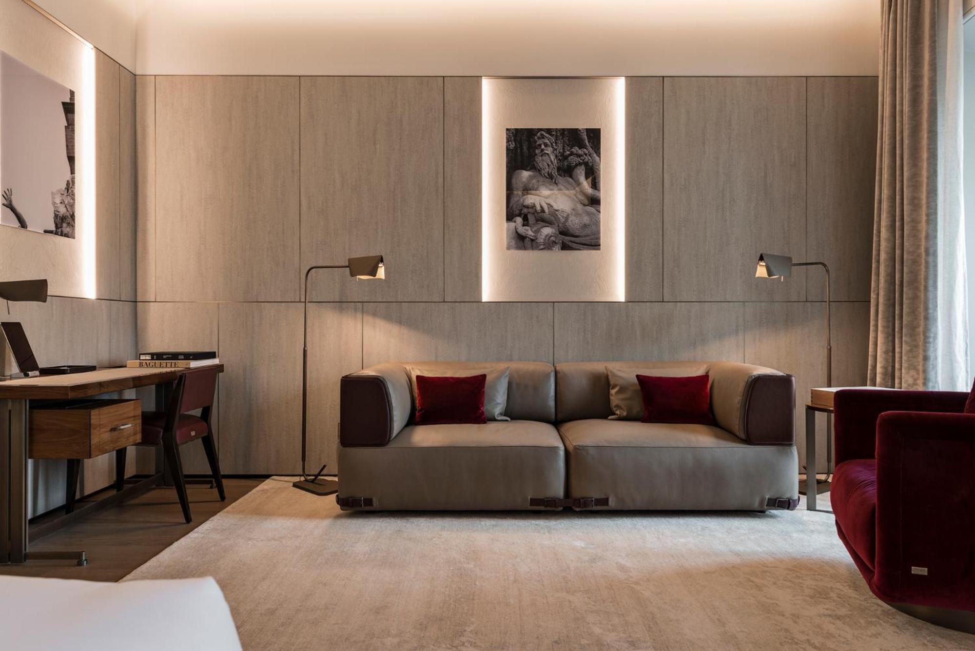 Fendi Private Suites - Small Luxury Hotels Of The World Рим Екстериор снимка